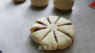 紫薯花朵面包的做法步骤：11