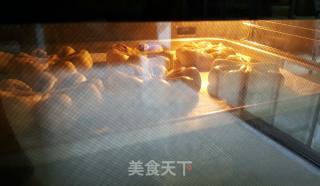 紫薯花朵面包的做法步骤：15