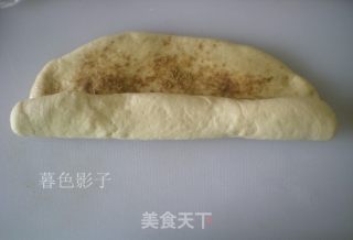造色情怀 咸味花卷面包的做法步骤：7