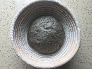 黑芝麻咖啡欧包的做法步骤：7