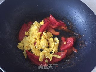 西红柿鸡蛋盖饭的做法步骤：5