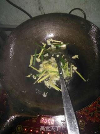 酸辣大肠的做法步骤：6