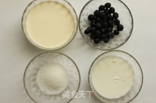 酸奶蓝莓冰淇淋的做法步骤：1