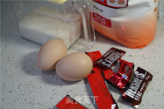 巧克力无油小蛋糕的做法步骤：1