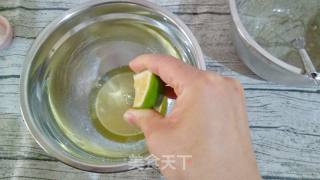 六寸的黑芝麻戚风的做法步骤：5