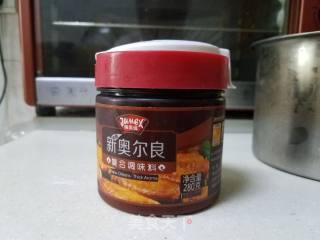 奥尔良炸鸡翅的做法步骤：1