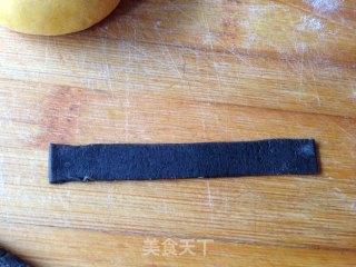 小黄人莲蓉包的做法步骤：16