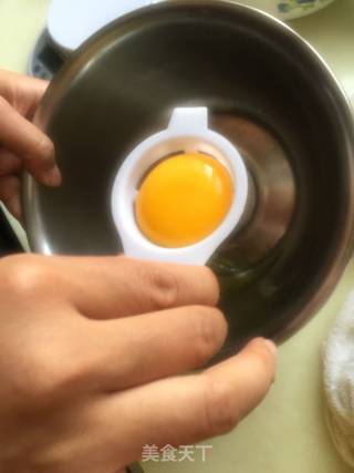 夏威夷的太阳彩色奶油蛋糕的做法步骤：1