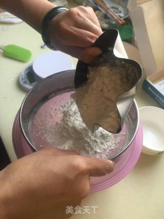 夏威夷的太阳彩色奶油蛋糕的做法步骤：9