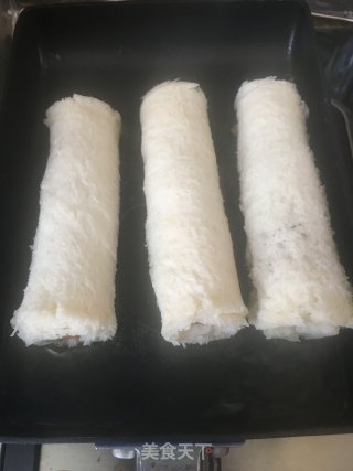 芝士培根吐司卷的做法步骤：8