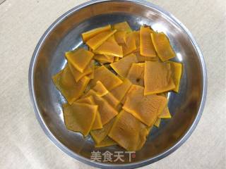 南瓜汉堡包的做法步骤：1