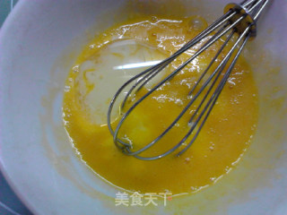 黑米戚风蛋糕的做法步骤：3