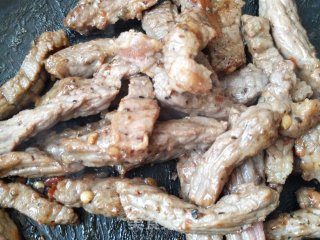 薄脆辣牛披萨的做法步骤：10