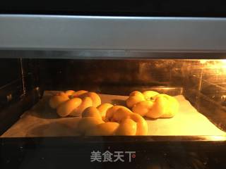 时蔬花环面包的做法步骤：15