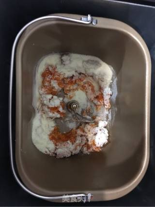 萌萌哒布朗可妮莎莉馒头人豆沙包的做法步骤：1