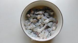 甜豆炒虾仁的做法步骤：4