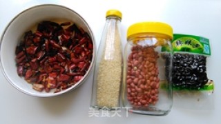 辣油豆豉的做法步骤：1
