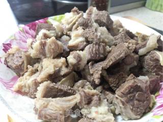 牛腩炖土豆的做法步骤：4