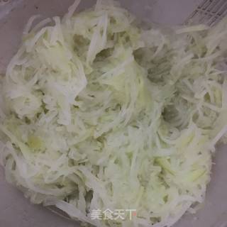 家常丸子蔬菜粉条汤，老少皆宜！的做法步骤：3