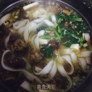 家常丸子蔬菜粉条汤，老少皆宜！的做法步骤：14