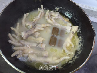 咖喱鸡爪的做法步骤：9