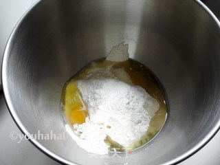 苹果酱面包卷的做法步骤：1