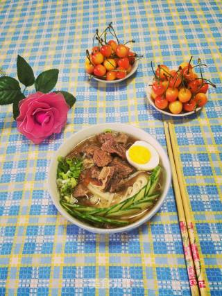 红油牛肉面的做法步骤：10