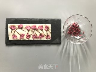 樱花天使纸杯蛋糕的做法步骤：2