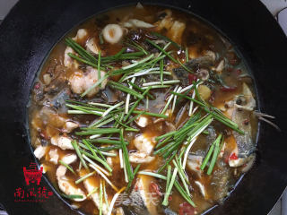 地道川味酸菜鱼的做法步骤：9