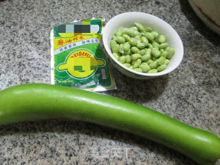 榨菜丝毛豆炒夜开花的做法步骤：1