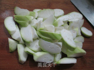 榨菜丝毛豆炒夜开花的做法步骤：3
