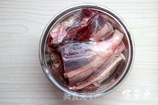 一碟酱卤牛肉的做法步骤：2