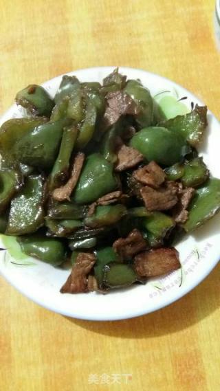 健康家庭青椒炒肉的做法步骤：4