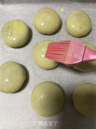 海鸭蛋蛋黄酥的做法步骤：10