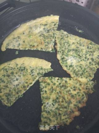韭菜摊鸡蛋的做法步骤：5