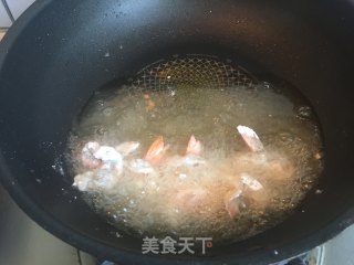 菠萝虾球的做法步骤：5