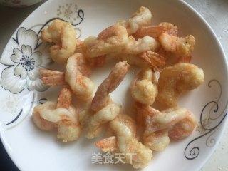菠萝虾球的做法步骤：6