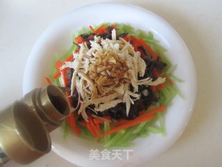 杂蔬拌鸡丝的做法步骤：8