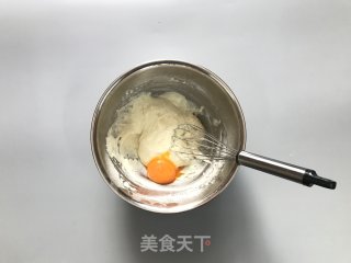 酸奶芝麻戚风的做法步骤：4