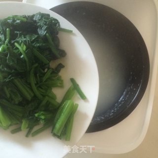 美目菠菜粥的做法步骤：5
