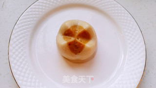 百变面食之双色小猪馒头的做法步骤：26