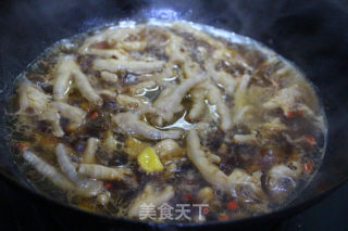 麻辣鸡脚的做法步骤：6