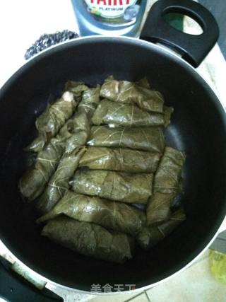 葡萄叶子鸡肉卷的做法步骤：2
