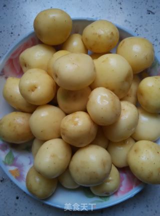 孜然小土豆的做法步骤：1
