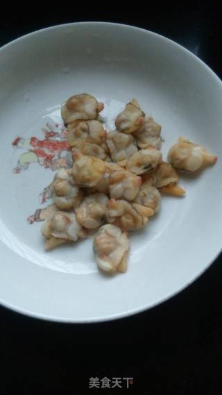 金沙海贝烩豆腐的做法步骤：3