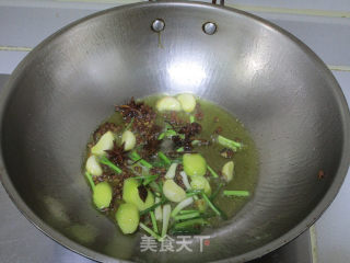 杨梅酒小龙虾的做法步骤：3