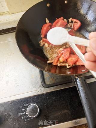 西红柿肉丝面的做法步骤：5
