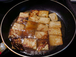 鱼汁香葱烧豆腐的做法步骤：5