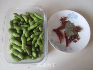 盐水毛豆的做法步骤：1