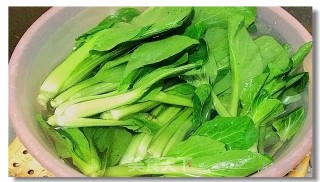 泼油香肘的做法步骤：4